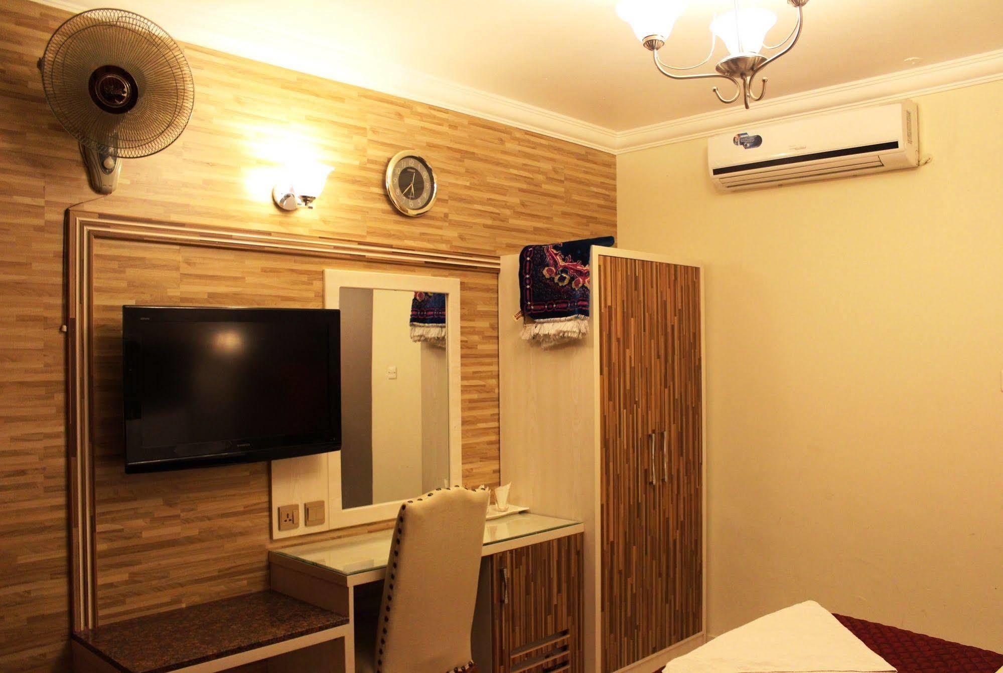 Sutchi Hotel Dubai Dış mekan fotoğraf